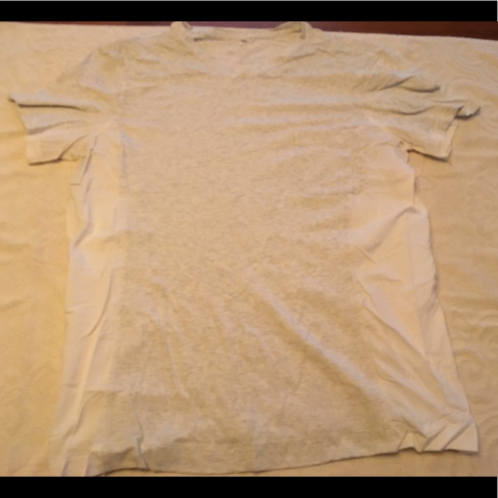 Lululemon light grey v-neck pocket t-shirt